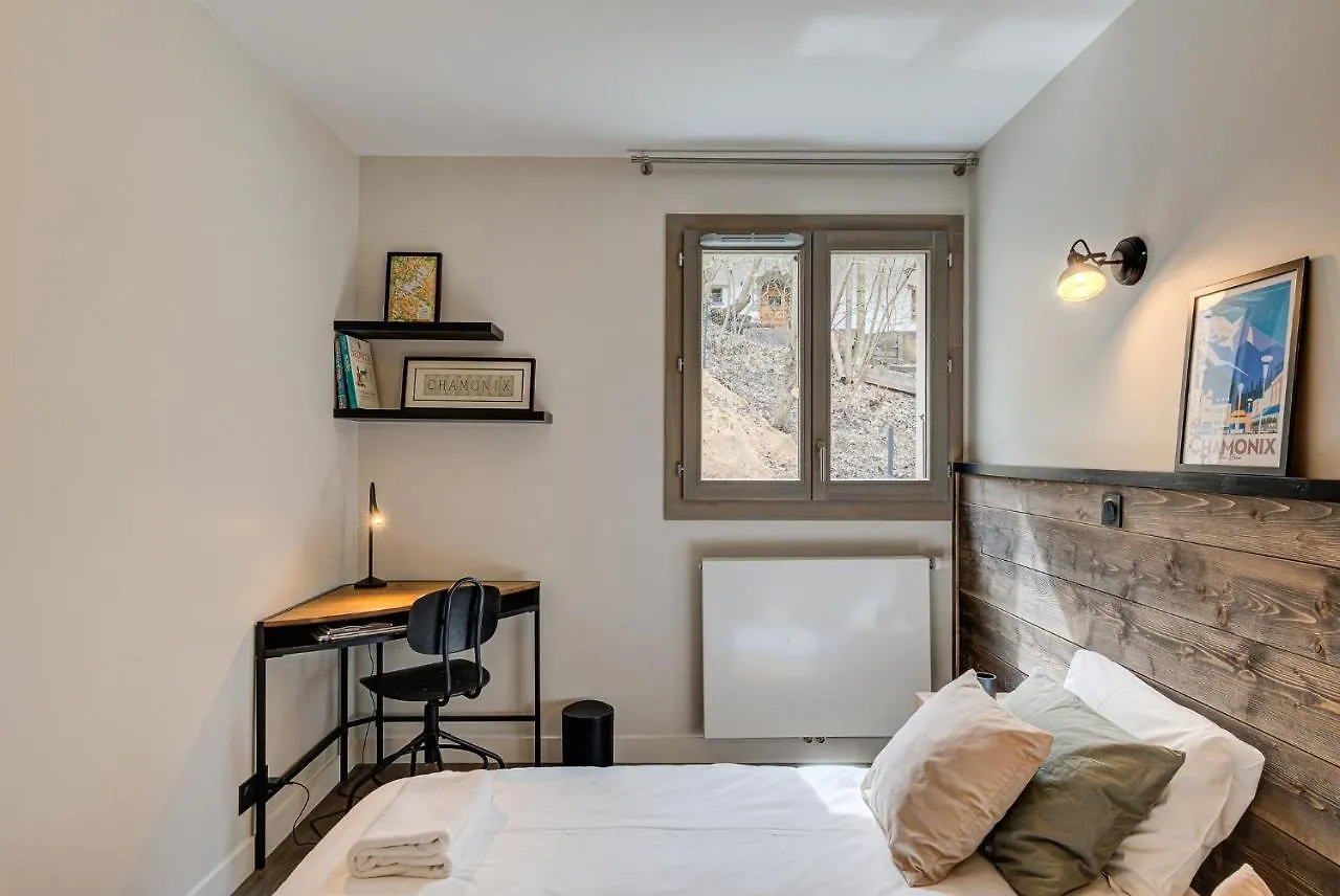 White Pearl A02 - Alpes Travel - Chamonix - Sleeps 4 Apartment