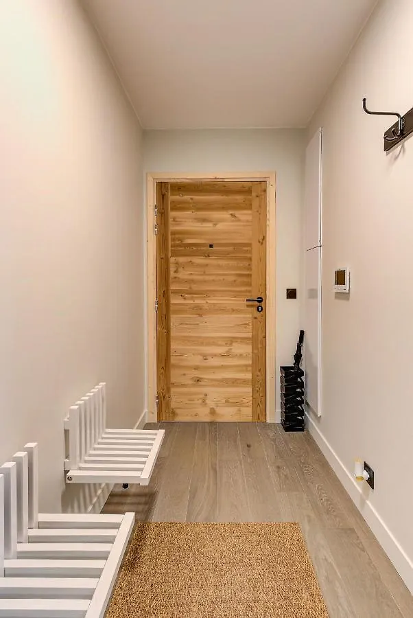 White Pearl A02 - Alpes Travel - Chamonix - Sleeps 4 Apartment